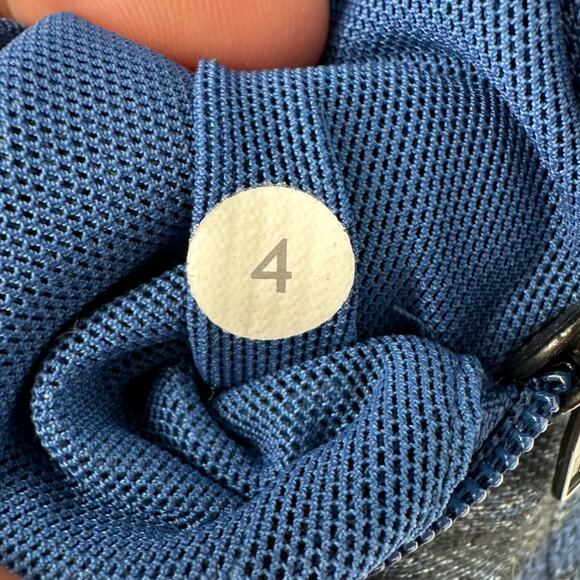 Lululemon | Size 4 | Blue / Black Slub Denim Reversible Limitless Forme Jacket - Picture 10 of 12